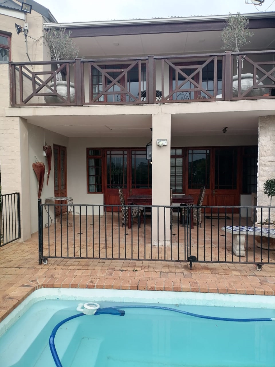 4 Bedroom Property for Sale in Rome Glen Western Cape